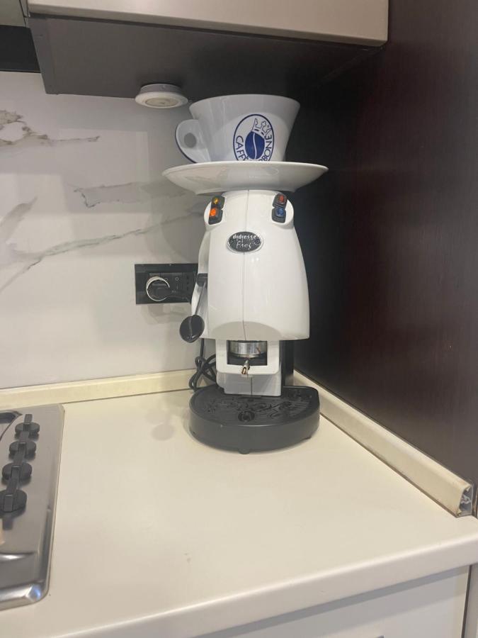 Plebiscito Home نابولي المظهر الخارجي الصورة