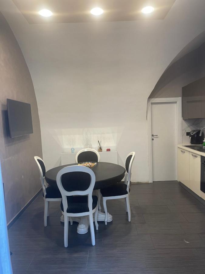Plebiscito Home نابولي المظهر الخارجي الصورة